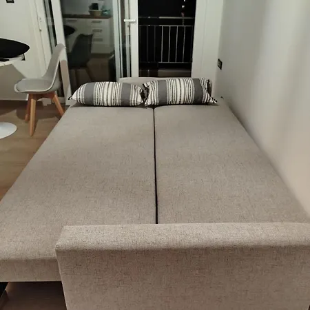 Marmel Seaside Apartment-brandnew Beachfront In Apartment *