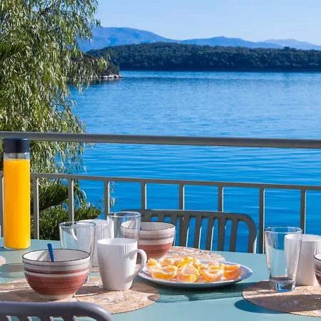 Apartament Marmel Seaside Apartment-brandnew Beachfront In *