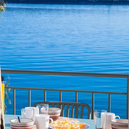 Apartment Marmel Seaside Apartment-brandnew Beachfront In Nydri (Lefkada)